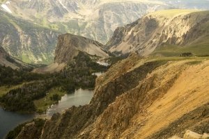MTsu23-14-Beartooth-Pass-Highway- horizontal