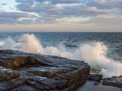 DEsp11 Schoodic Peninsula Big Wave, Winter Harbor