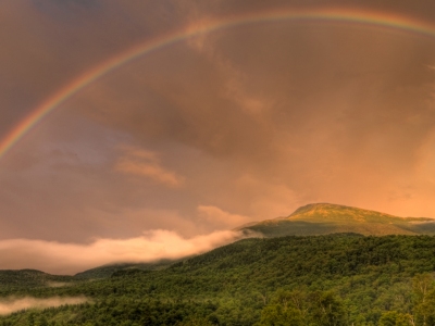 WMsu8 Rainbow-over-Mt.-Washington