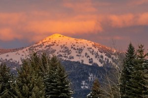 IDw24-35-Looking-East-from-Cottonwood-Way