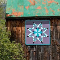 QuiltKF4square-Kennedys-Barn-Kingfield_DSC1636-wk