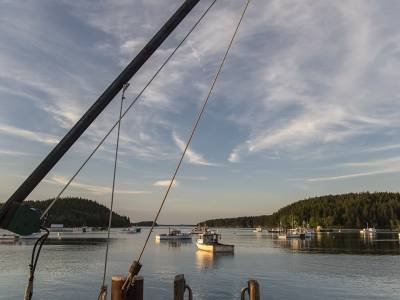 DECsp43-Boom over Harbor