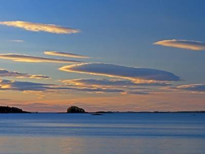 WNsu5 Casco Bay with Lenticular Clouds