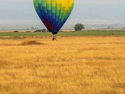 IDsu24-1-Hot-Air-Balloon-from-Cottonwood-Way-