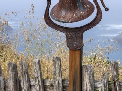 CAsu25-15-Sea-Ranch-Bell__DSC0323-wk-copy