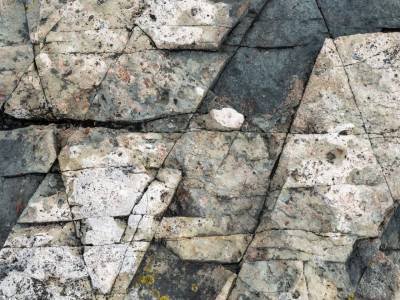 DEf141_Pike-Lands-Cove-Triangle-Rock-Lines-DSC5382-wksquare