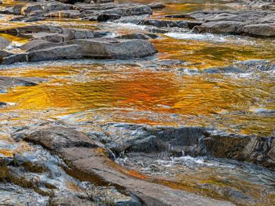 SLf583-Carrabassett-River-Molten-Rocks-and-Reflections_DSC4981-wk