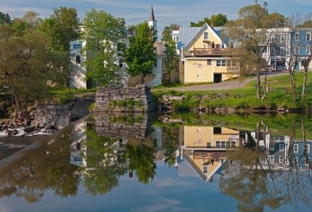 KFsu5-Mill-Pond-Reflections