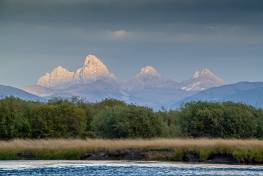 WY18f25-Tetons from Teton River
