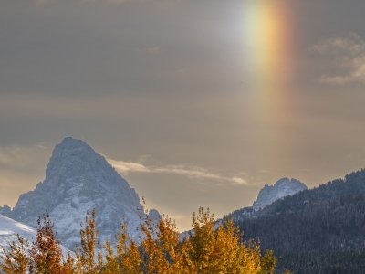 WYf24-6-Early-Morning-Rainbow-over-the-Tetons-
